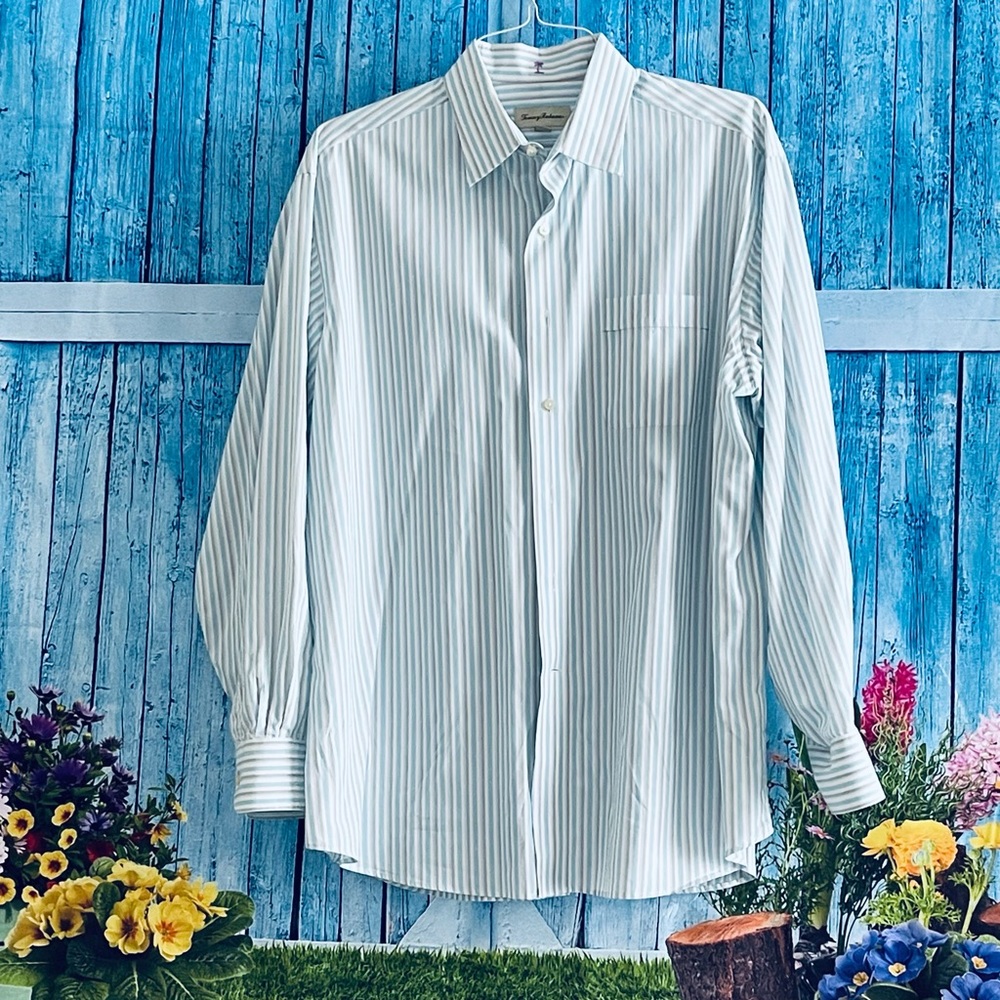 Super Cool Tommy Bahama Dress Shirt